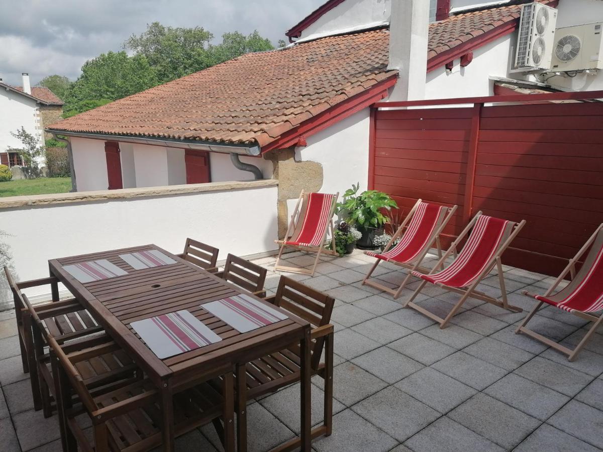 Appartement Suhalmendi Sare Ngoại thất bức ảnh